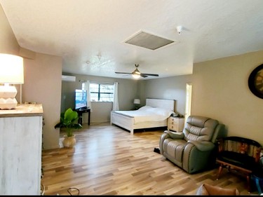 96142762_679366296173216_6267411192529027072_o (1).jpg